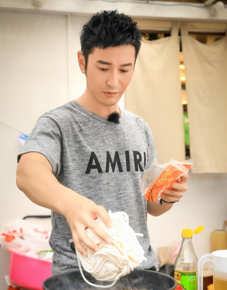 半辈子端着的黄晓明被瞿颖一张嘴戳破了