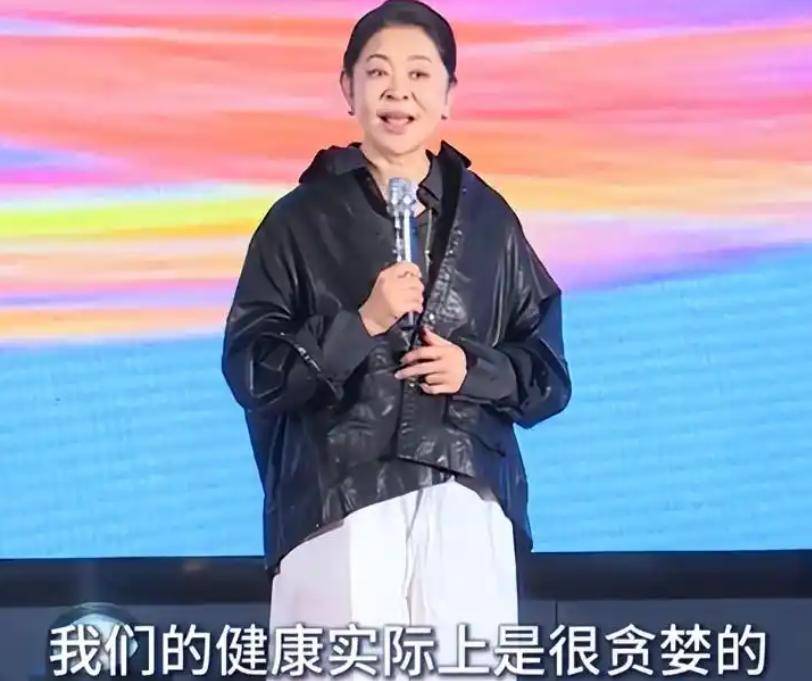 倪萍屡犯错害人害己,名利救不了