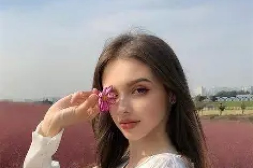 明星卖羽绒服被打假！本人致歉：会先为粉丝全额退款