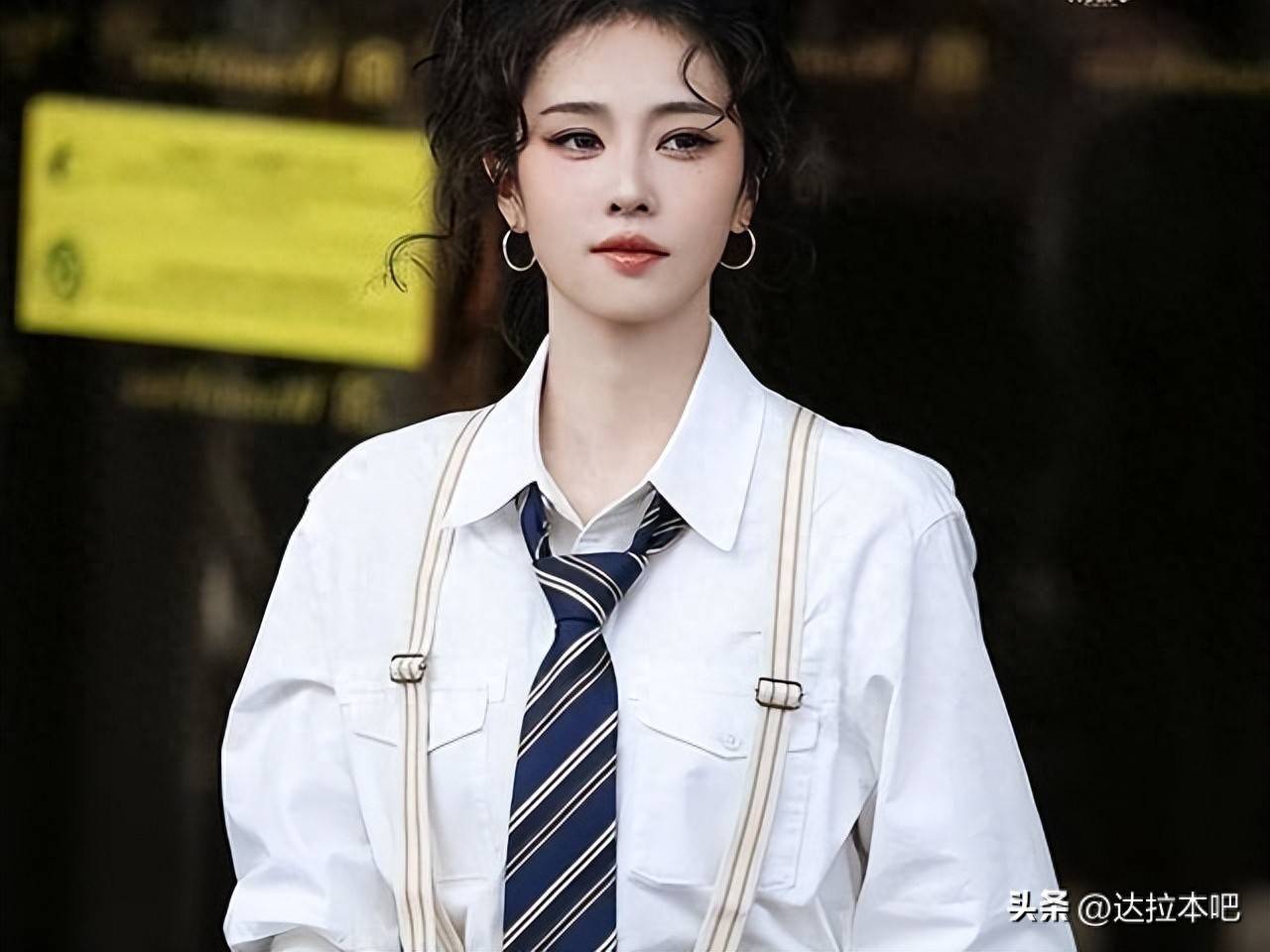2026娱乐圈翻车潮太线位顶流接连跌下神坛没人值得心疼