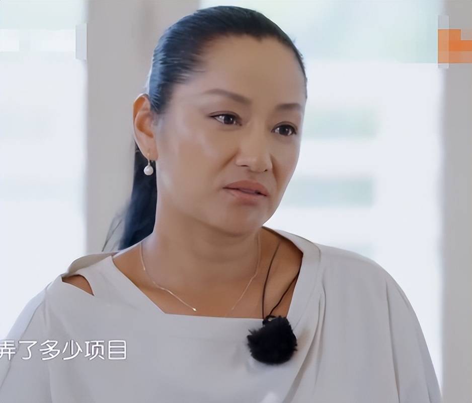 半辈子端着的黄晓明被瞿颖一张嘴戳破了