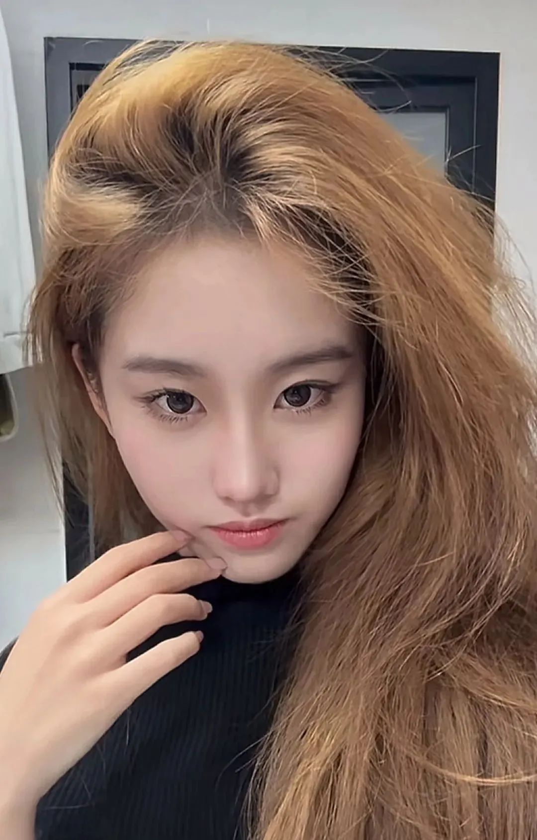 刘亦菲相似度惊人，女大学生被追捧，广告邀约
